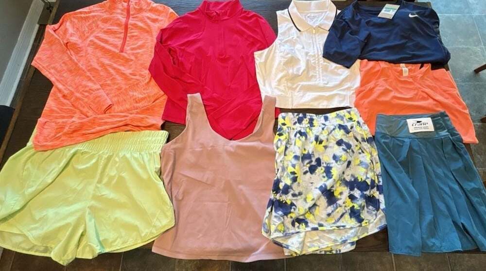 Women’s Activewear Lot 9 Pieces Nike Athleta CRZ Yoga Avia Mixed Brands